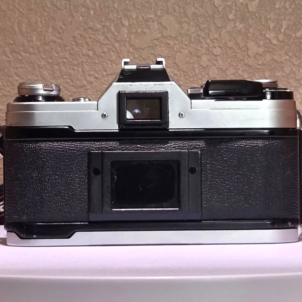 Canon AE-1 Film Camera Tested Working Canon FD 50mm f1.8 Lens Cover Tamrac Strap